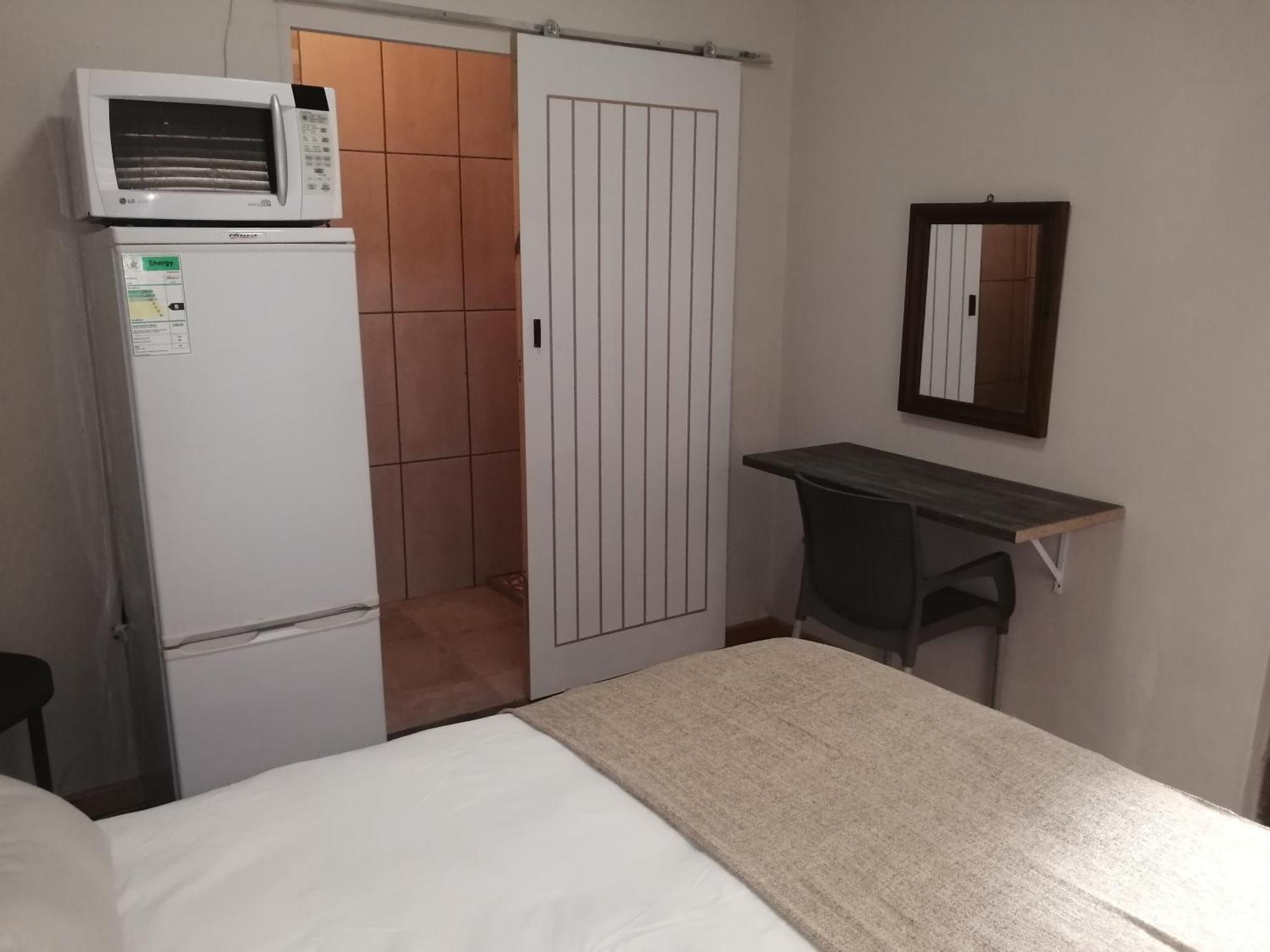 Avo Tree Guesthouse Парл Екстериор снимка